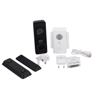 Conjunto de segurança eufy com câmara preta, unidade branca, adaptadores, suportes, cabo USB e parafusos