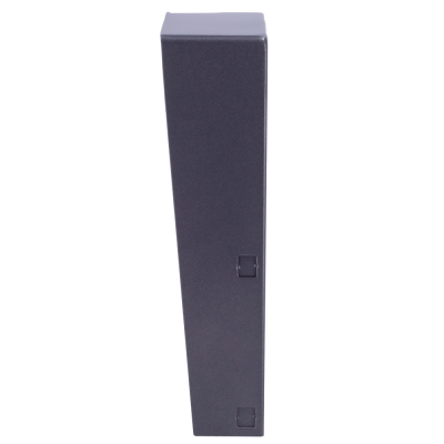 Caixa preta rígida retangular com fecho lateral