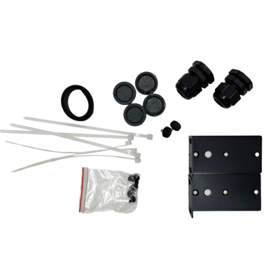 Acessórios de montagem com abraçadeiras, tampas, porcas, entradas de cabo, placas metálicas e parafusos