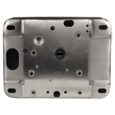 Fecho metálico prateado com vários orifícios e entrada de chave preta.