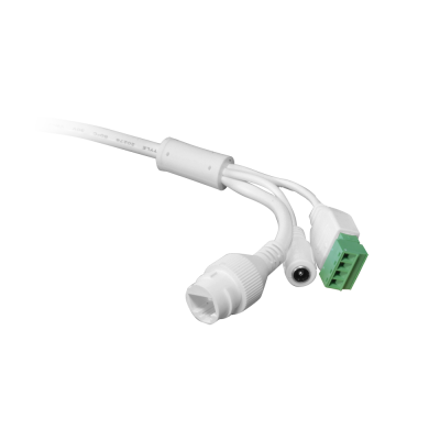 Cabo branco com três conectores diferentes e texto impresso no cabo