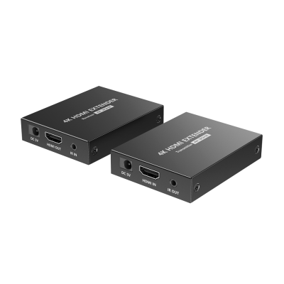 Dois dispositivos de extensão HDMI 4K pretos com etiquetas e várias portas de entrada e saída