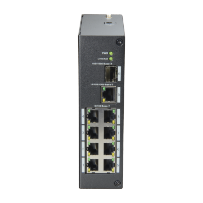 Switch de rede Ethernet preto com 8 portas RJ45 e 2 portas SFP
