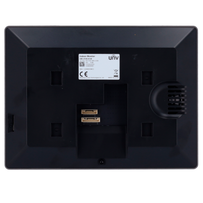 Monitor de interior preto com etiqueta e conexões visíveis na parte traseira