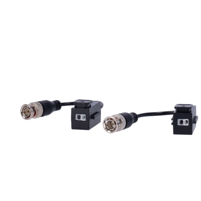 Adaptadores de cabo com conectores BNC e caixas plásticas pretas