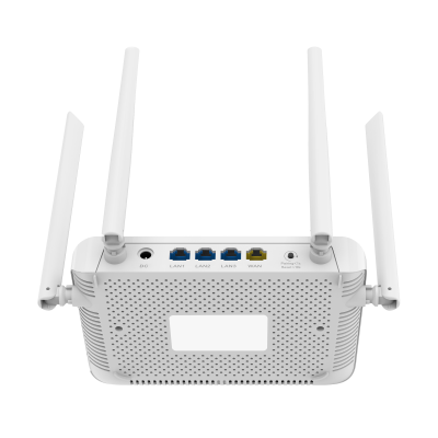 Router Wi-Fi branco com quatro antenas e múltiplas portas etiquetadas.