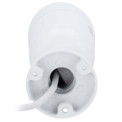 Câmara de segurança branca com cabo branco na base