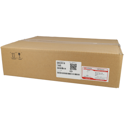 Caixa de cartão com etiquetas e código de barras