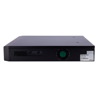 Gravação de vídeo de rede preta com ventoinha e etiqueta branca