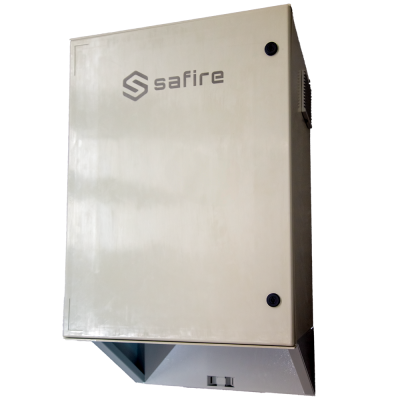 Caixa metálica bege com logo safire e dois bloqueios pretos