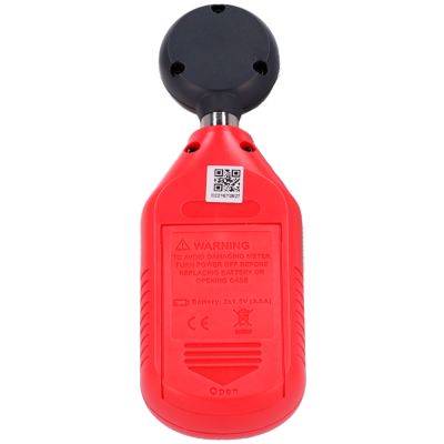 Medidor digital portátil vermelho com aviso em inglês e etiqueta QR code