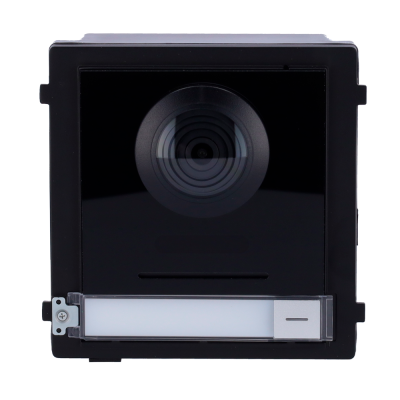 Intercomunicador preto com lente de câmara e etiqueta para identificação