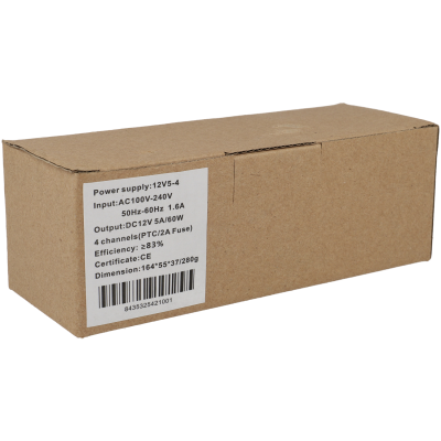 Caixa de cartão com etiqueta técnica e código de barras