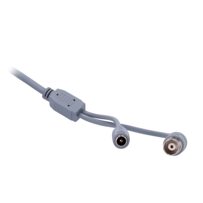 Cabo cinza com conector fêmea e conector BNC em fundo branco