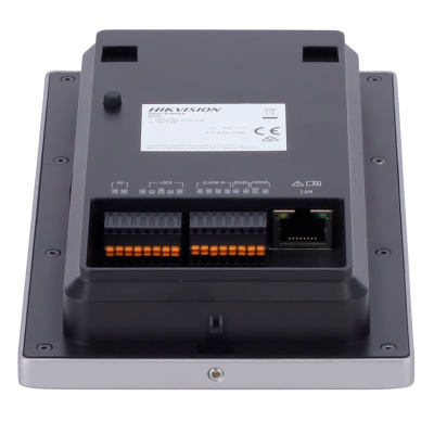 Dispositivo eletrônico Hikvision com conectores LAN e elétricos