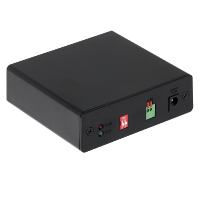 Dispositivo eletrônico preto retangular com LEDs, interruptor vermelho e conectores DC