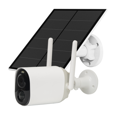 Câmara de vigilância branca com antenas e painel solar preto