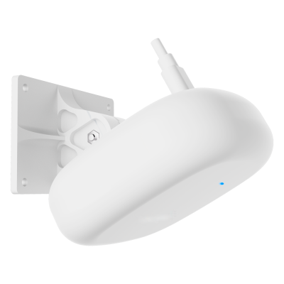 Dispositivo eletrónico branco montado em suporte de parede