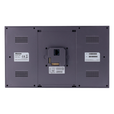 Dispositivo eletrônico Akuvox S560 vista traseira cinzenta com etiquetas e porta Ethernet