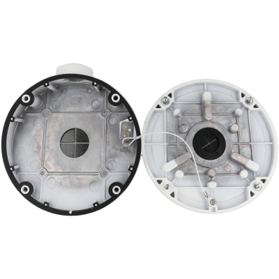 Duas bases metálicas circulares para montagem com furos centrais e detalhes estruturais.