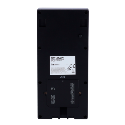 Dispositivo eletrônico preto da HIKVISION com autocolante branco e áreas de conexão