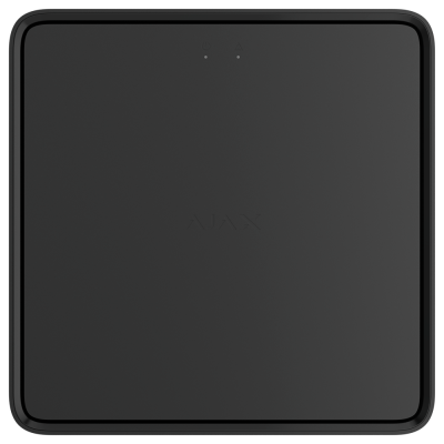 Painel quadrado preto fosco com texto AJAX em baixo relevo e ícones pequeno de energia e aviso