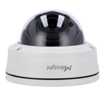 Câmara de vigilância em forma de cúpula com lente preta e base branca da marca Milesight.