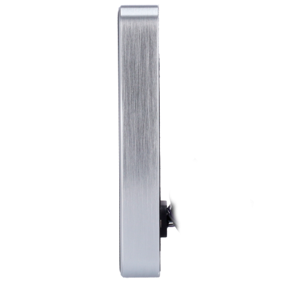 Intercomunicador retangular metálico prateado com botão preto