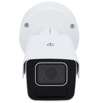 Câmara de vigilância branca montada