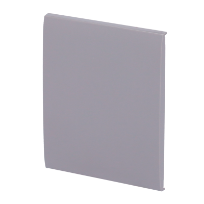 Pasta cinzenta em plástico de textura lisa sobre fundo branco