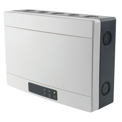 Caixa elétrica branca e preta com painel frontal e cinco aberturas no topo