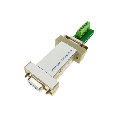 Adaptador Interface Converters com conector DB9 e terminais verdes