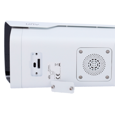 Câmara IP branca da marca UNV com rótulo e ventilação