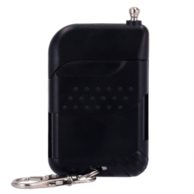 Dispositivo preto com mosquetão metálico, botão e textura antiderrapante