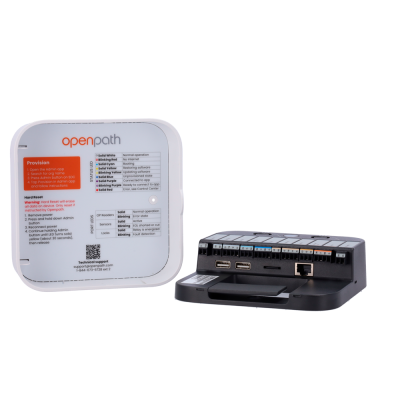 Dispositivo tecnológico Openpath branco com tampa aberta e detalhes técnicos visíveis