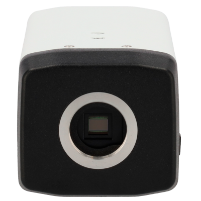 Câmara industrial branca e preta com lente circular ao centro