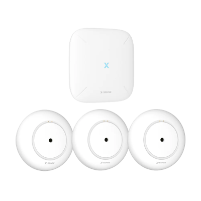 Sensores de detecção X-SENSE brancos, um quadrado e três redondos