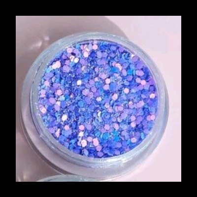 Recipiente com glitter azul e lilás