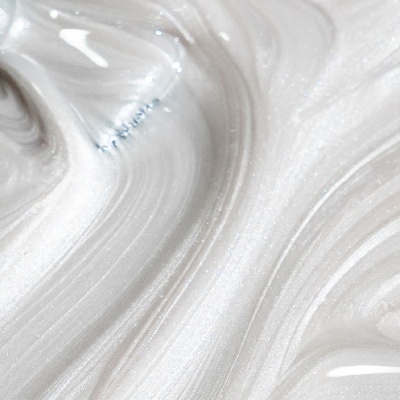 Gel branco perolado com textura ondulada e brilho