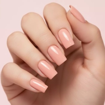 unhas em gel cor de pêssego brilhante