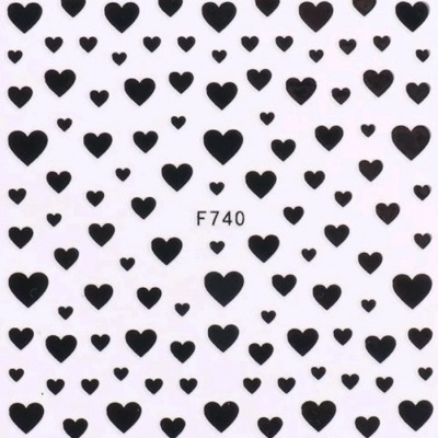 Folha com desenhos de corações pretos variados e código F740 no centro