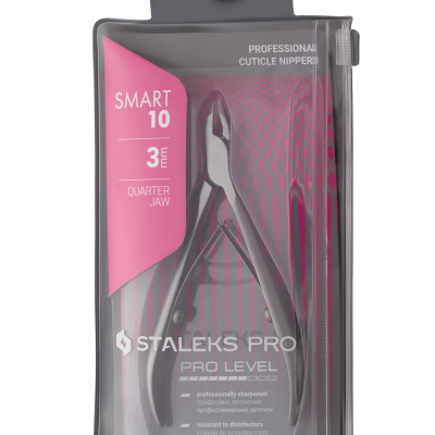 Embalagem transparente com cortador de cutículas Staleks Pro SMART 10 com texto em rosa e branco