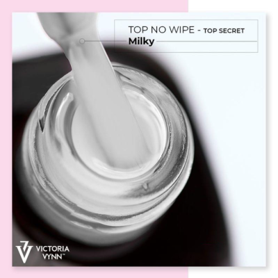 Frasco aberto de verniz para unhas leitoso com pincel e texto do produto