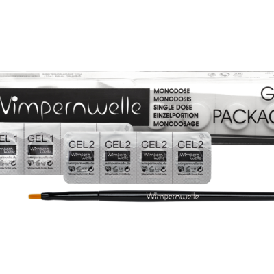 Pacote de gel Wimpernwelle com monodoses e pincel em fundo branco.