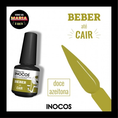 Frasco de verniz gel verde com texto promocional e cor doce azeitona