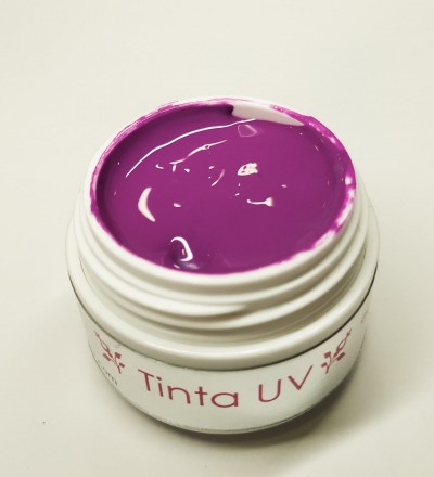 Pote branco com tinta UV roxa aberta e brilhante