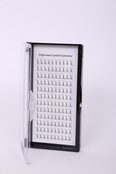 Estojo aberto com extensões de pestanas profissionais