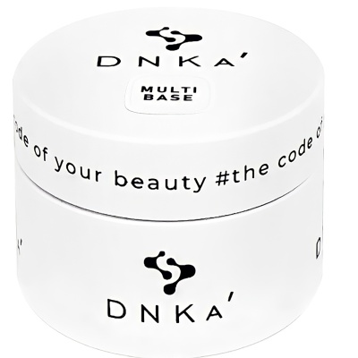 frasco branco redondo de cosmético DNKA MULTI BASE com texto preto