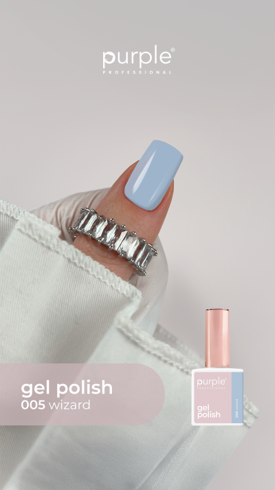Unha azul claro com verniz gel Purple Professional 005 wizard