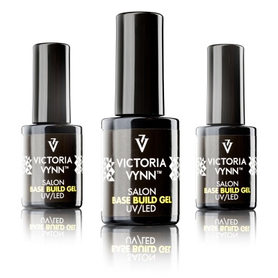 Três frascos pretos de gel para unhas VICTORIA VYNN
